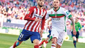 皇马米利唐姆巴佩世界波助阵，2-0零封西班牙人豪取西甲五连胜